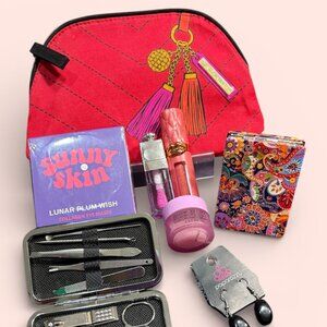 ESTEE LAUDER COSMETIC BAG WITH 7 PCS